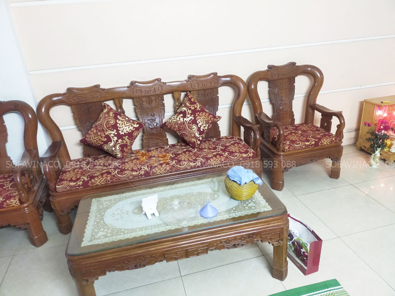 Bộ đệm ghế gỗ đồng kỵ hoa văn cổ điển đã được bàn giao cho khách hàng ở Thanh Xuân
